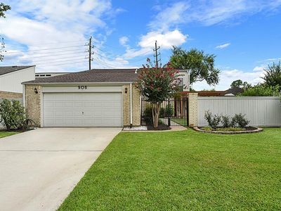 906 Enclave Pkwy, Houston, TX, 77077