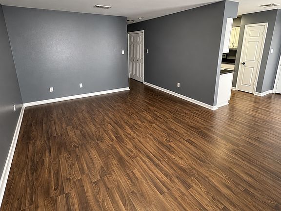 2nd image of 4017 Jupiter Dr