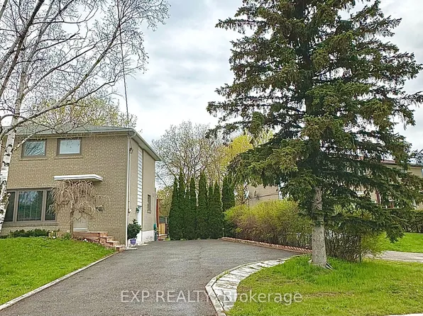 28 Bailey Cres, Aurora, ON L4G 2B3