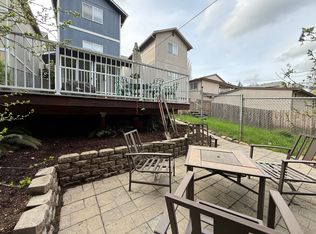 9020 20th Ave NE #A, Seattle, WA 98115