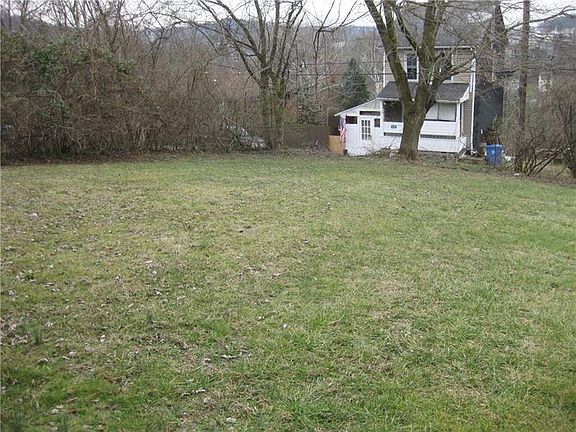 4th image of 2608 Highland Ave
