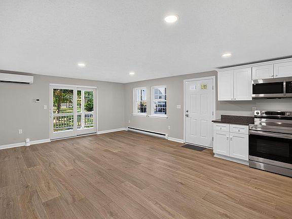 4th image of 35 Ashumet Road #10A
