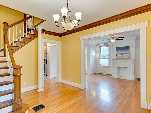 5th image of 3445 Stettinius Ave