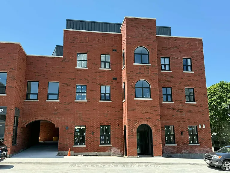 604 Queen St S #109 — Photo 23