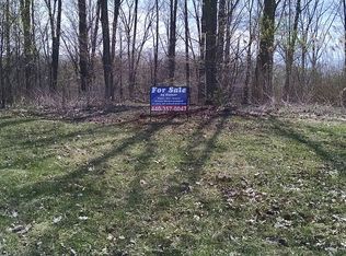 7319 Highbluff Ct, Painesville, OH 44077
