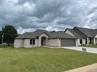2513 Sarah Ln, Paragould, AR 72450