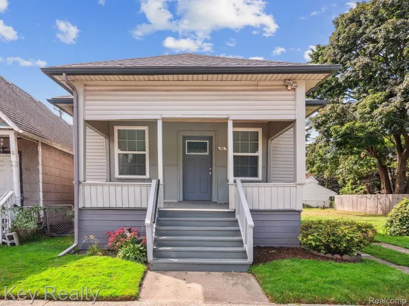 54 Oak St, River Rouge, MI 48218