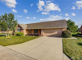 1664 Berwick Dr, Springfield, OH 45503