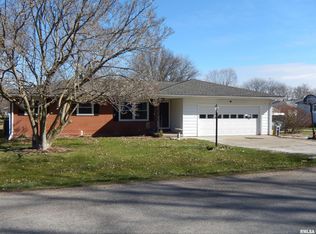 106 Honey Ln, Colchester, IL 62326