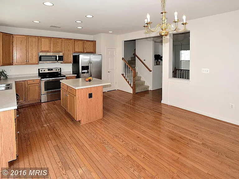 8023 Duck Pond Ter — Photo 13