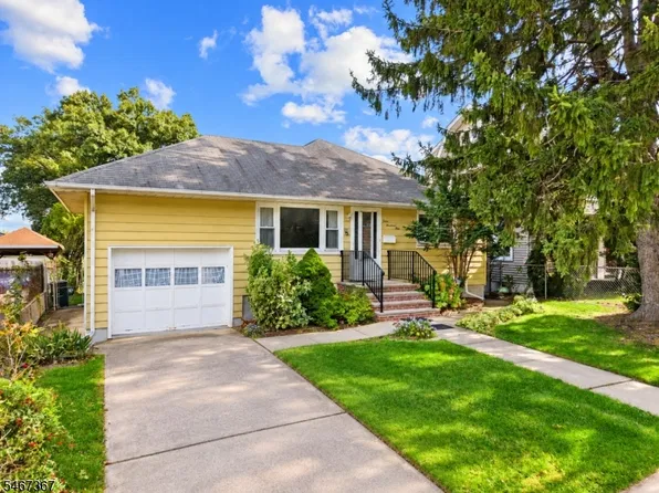 301 Valley Rd, Clifton City, NJ 07013