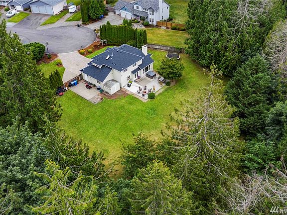 You get the best lot in the area. One acre at the end of a cul-de-sac.