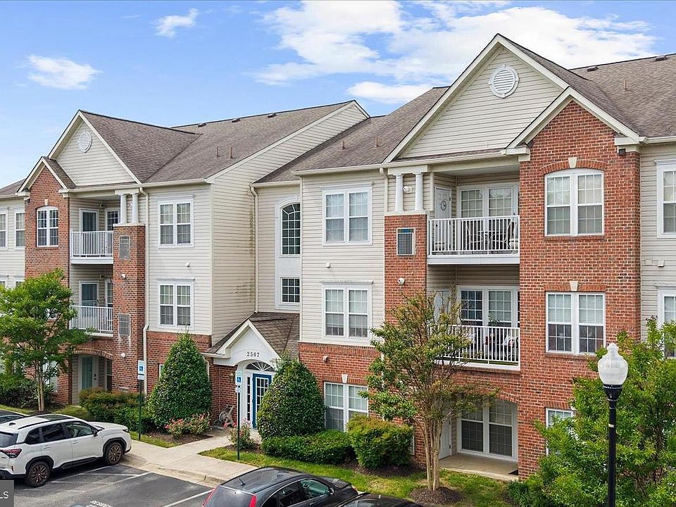 1st image of 2507 Amber Orchard Ct W Unit 202