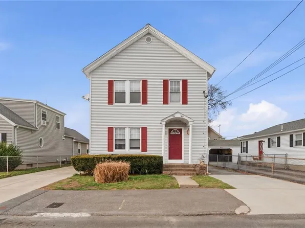 46 Slade St, Pawtucket, RI 02861
