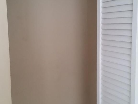 4th image of 2137 W Chicago Ave Ste 3