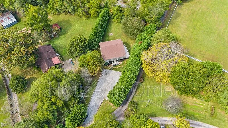 1 bed, 1.0 bath, 1200 sqft, $1,275 — Photo 4