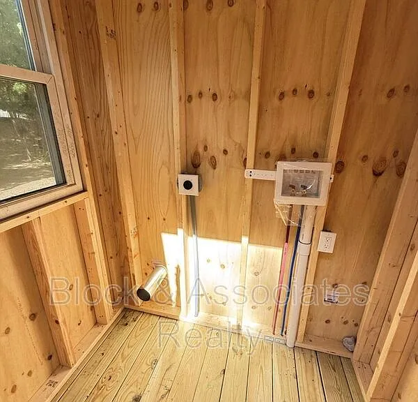 801 Carter Ave — Photo 19