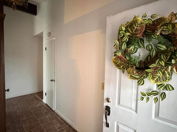 2nd image of 2221 Kuerbitz Dr