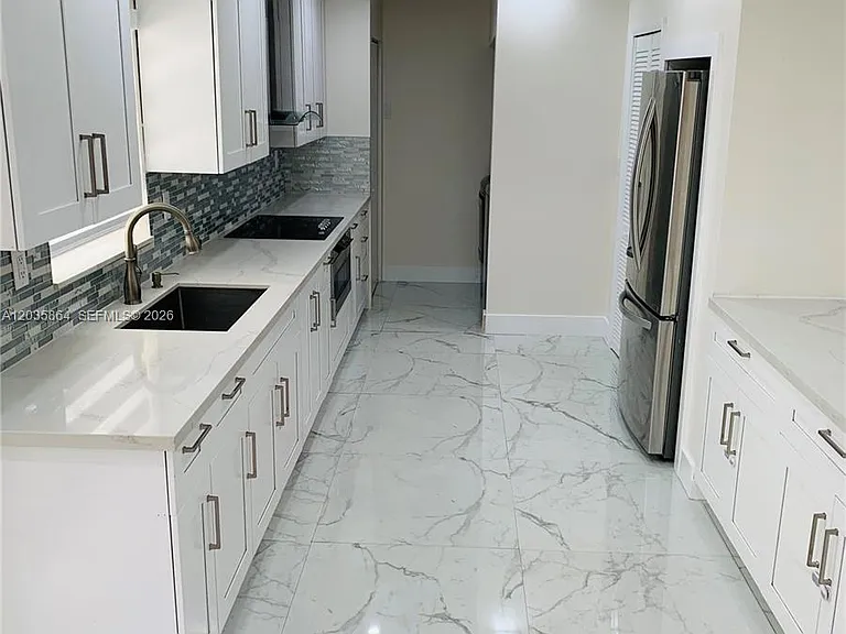 17010 NW 53rd Ave — Photo 6