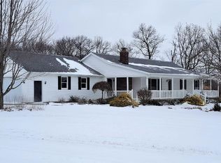 26756 Yankee St, Edwardsburg, MI 49112