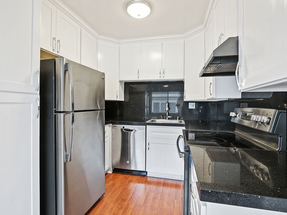1st image of 2665 31st St APT 6