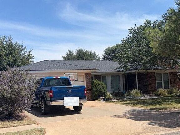 3rd image of 5718 92nd St