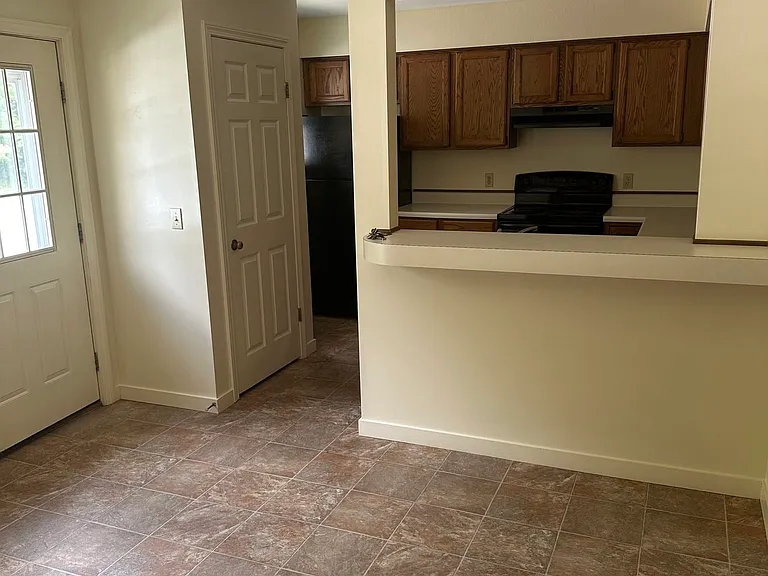 18 River City Dr #D — Photo 3