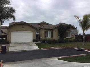 1152 Levee Ln, Lathrop, CA 95330