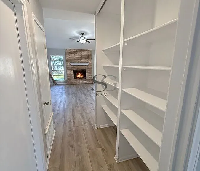 9371 Lands Point St — Photo 16