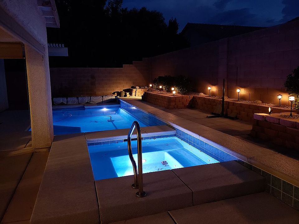 2nd image of 10595 Fabrica St