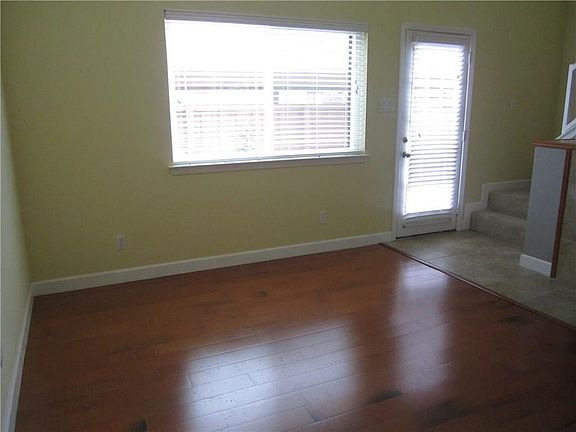 3rd image of 5729 Cedar Creek Dr