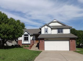 2508 N Button Bush Cir, Derby, KS 67037