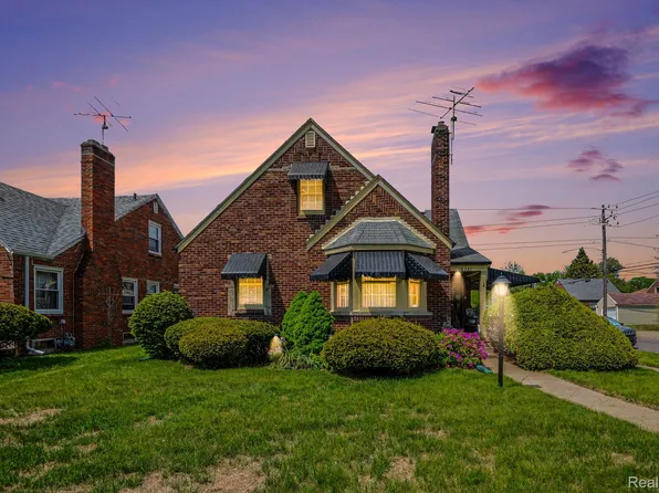 16247 Mansfield St, Detroit, MI 48235