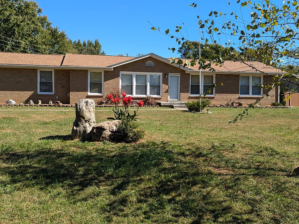 1st image of 2311 Green Acres Dr