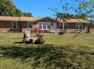 2311 Green Acres Dr, Clarksville, TN 37042
