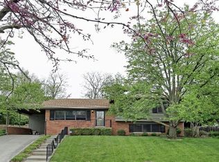 3405 Farmington Rd, Lexington, KY 40502