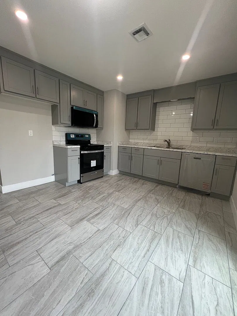 Alta Mesa Duplex — Photo 3