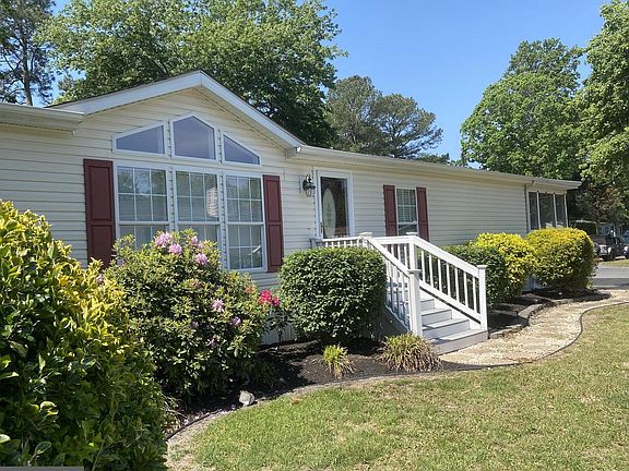 2nd image of 26471 Creekwood Cir #3093