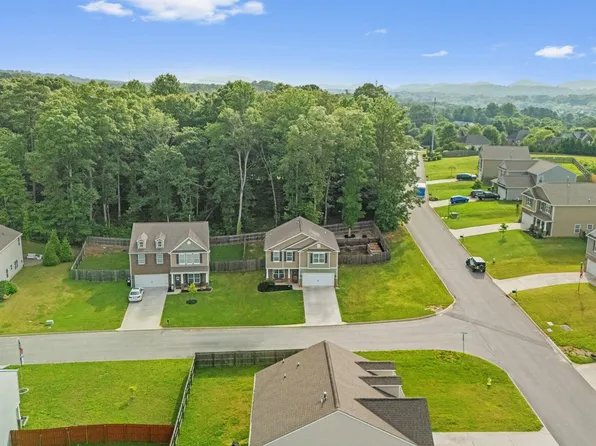 4800 Birchcrest Ln, Knoxville, TN 37918