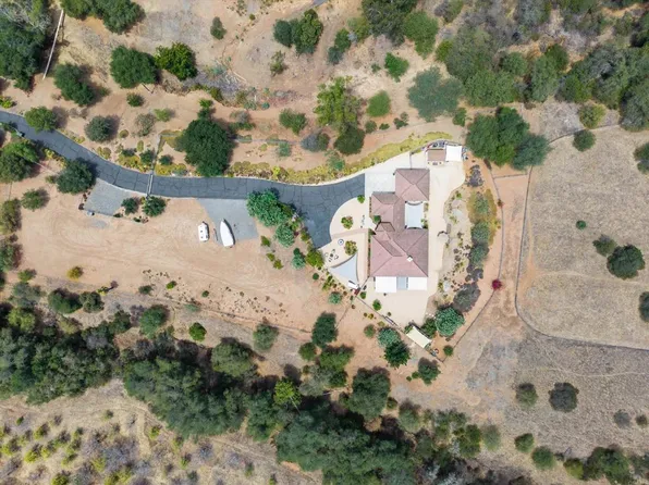10935 Pala Loma Dr