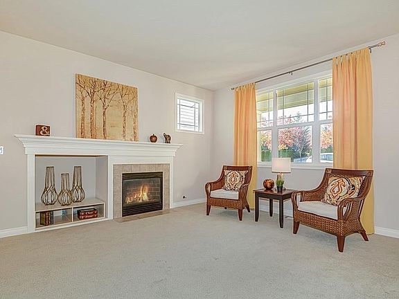 5th image of 6218 188th Pl NE Unit 103