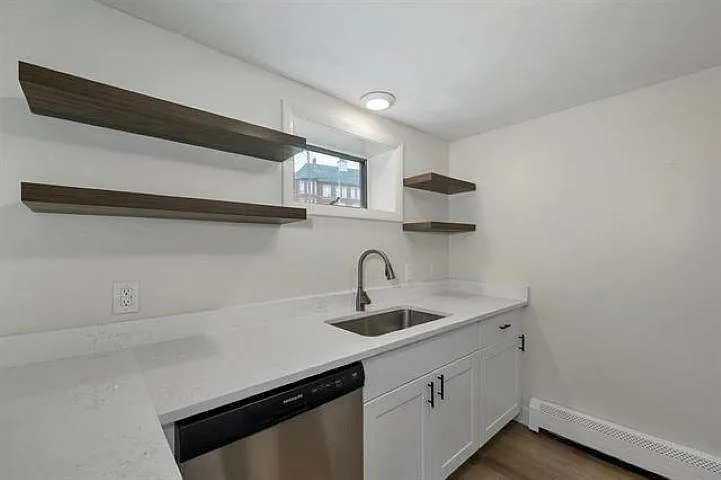 1 bed, 1.0 bath, 500 sqft, $1,695 — Photo 4