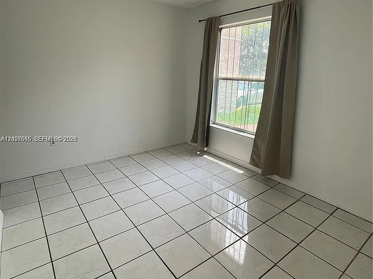 5199 NW 7th St #112 — Photo 6