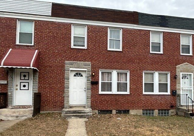 2nd image of 3834 Elmora Ave