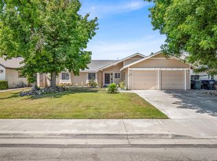 4328 W Mission Ct, Visalia, CA 93277