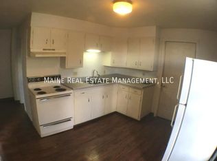 699 Main St #1, Bangor, ME 04401