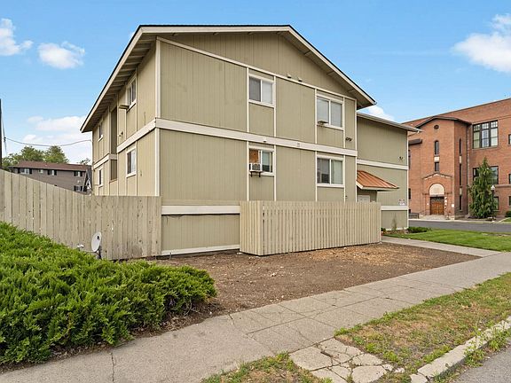 3rd image of 2824 E Everett Ave