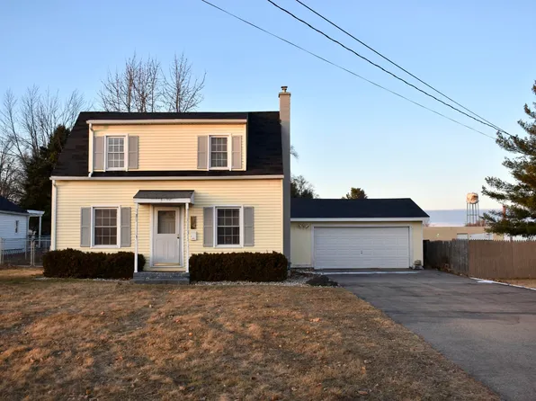 107 W Russell Rd, Tecumseh, MI 49286