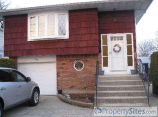 261 Brown St, Valley Stream, NY 11580
