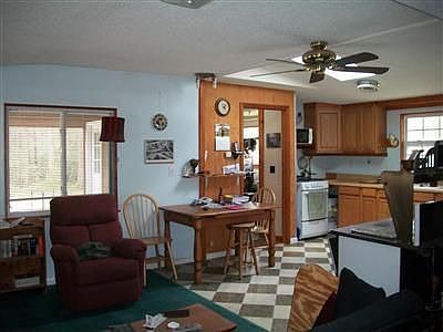 2nd image of 1338 Knight Way SE
